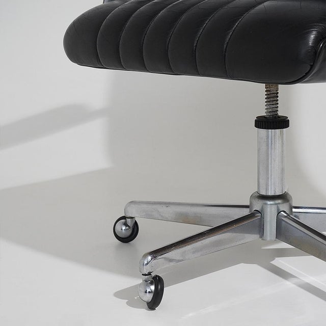 Office Chair by Osvaldo Borsani for Tecno, 1960s For Sale - Image 13 of 14