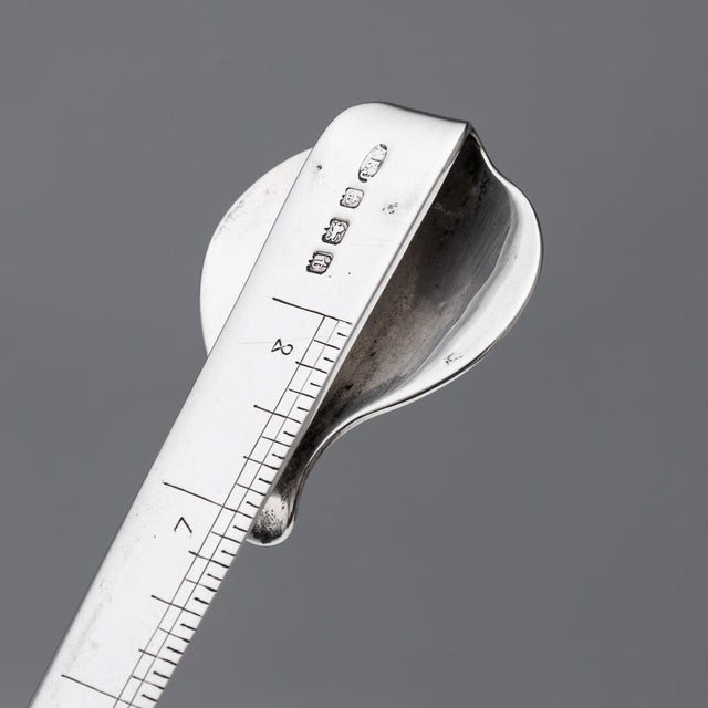 Antique 20th Century English Silver Letter Opener & Measure, 1918 For Sale - Image 6 of 13