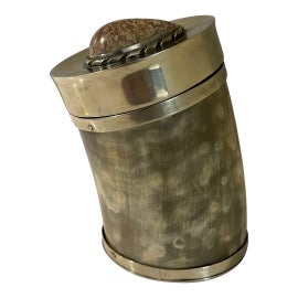 Example of Anthony Redmile Boxes