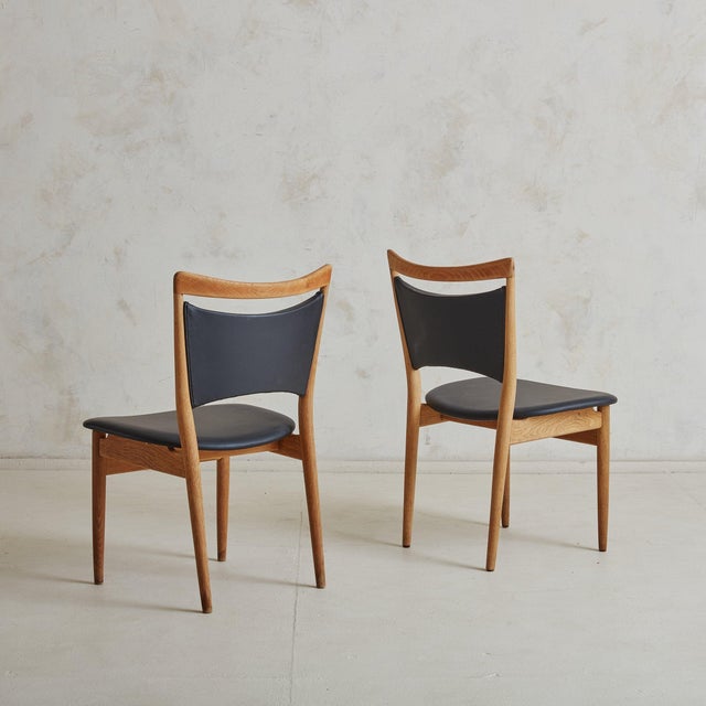 1950s 'Sw86' Black Vinyl + Oak Dining Chair by Finn Juhl - 3 Available For Sale - Image 5 of 11