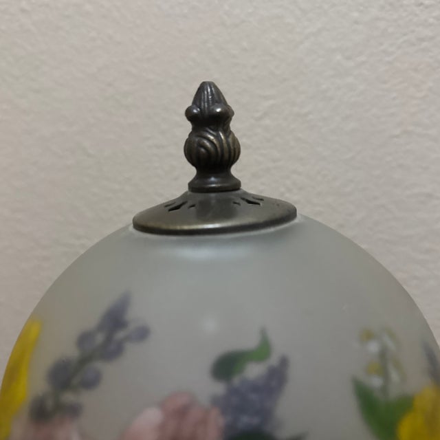 Vintage Shanghai Union Arts & Craft Co. Reverse Painted Floral Table Lamp With Frosted Glass Shade For Sale - Image 4 of 7