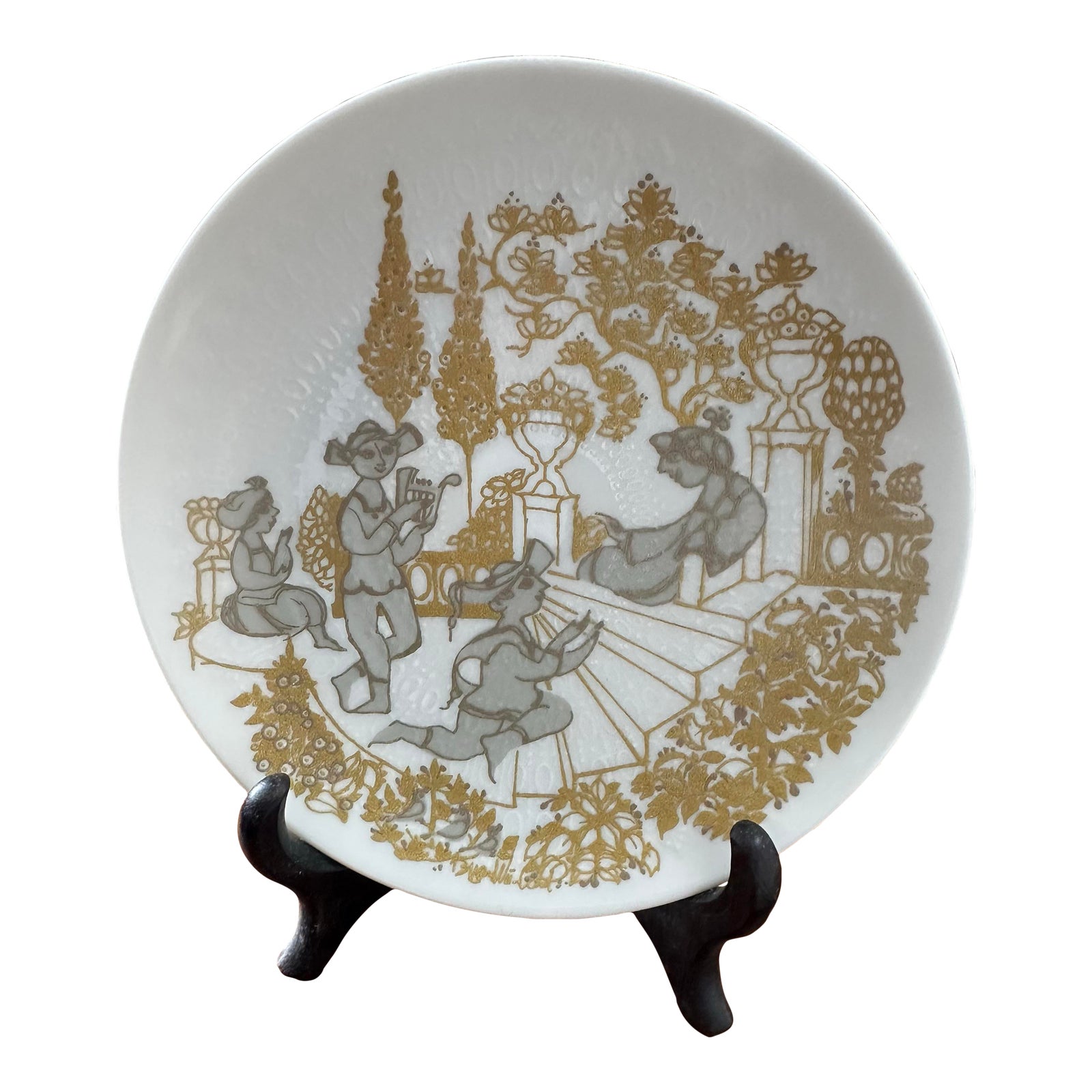 Late 20th Century Rosenthal Bjorn Wiinblad Classic Rose Serenade