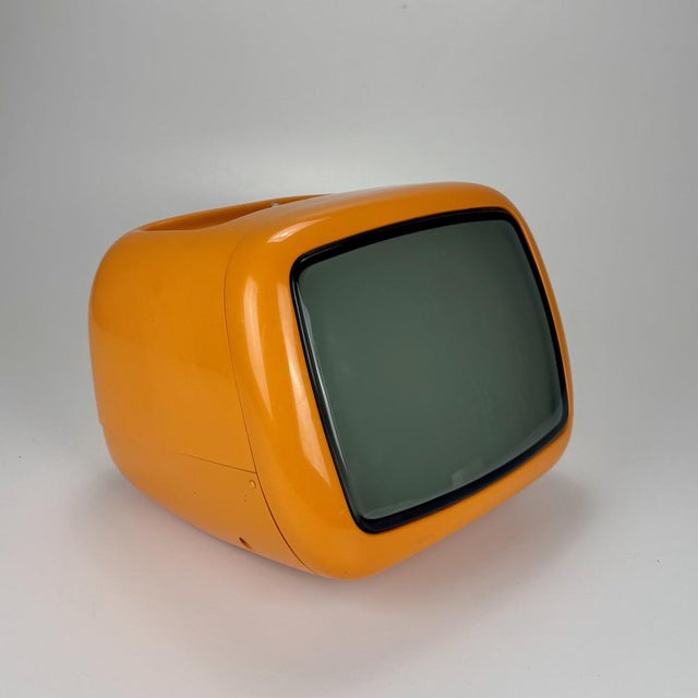 Mid-Century Modern Orange TV Set from Iskra Minirama, Former Yugoslavia, 1970s For Sale - Image 3 of 9