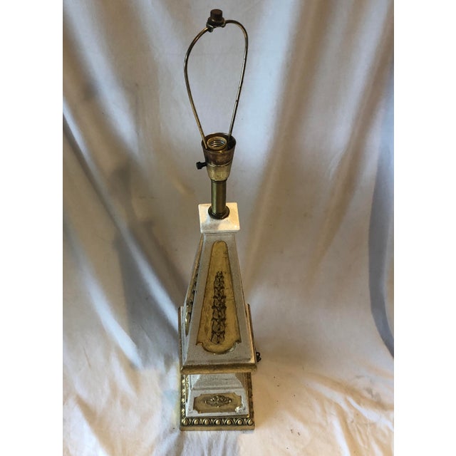 Hollywood Regency Nardini Studios Mid Century Modern Hollywood Regency Gold White Ceramic Table Lamp For Sale - Image 3 of 12