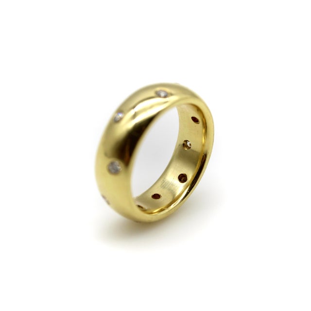 1990s 1990s 18k Gold Diamond Etoile Donut Band, Size 8 For Sale - Image 5 of 8