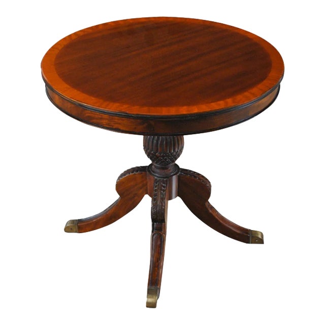 Niagara Furniture Round Mahogany Pineapple Center Table For Sale