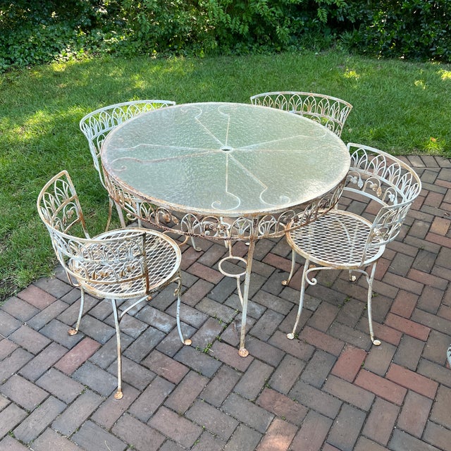 Russell Woodard Style Mid-Century Classic Parisian Patio Set, 5 Pieces For Sale - Image 10 of 12