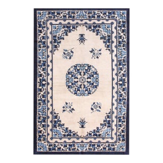 1880s Ivory Medallion Antique Chinese Ningxia Rug 5' 4" X 8' 3" Handknotted Wool Carpet For Sale