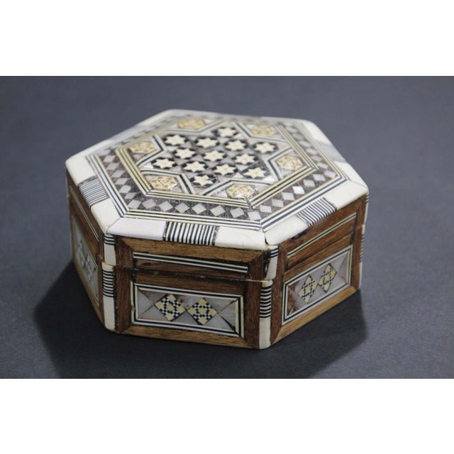 Moorish Handcrafted Octagonal Box with White Mosaic Marquetry For Sale - Image 9 of 12
