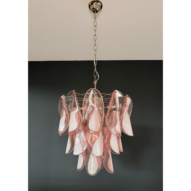 Italian Vintage Pink Murano Glass Lattimo Rondini Chandelier, 1990s For Sale - Image 11 of 17