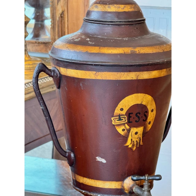 Traditional 19th Century Tole Water Urn For Sale - Image 3 of 8