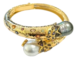 Bochic "Orient" Vintage South Sea Pearl & Sapphire Bangle - 18K Gold & Silver