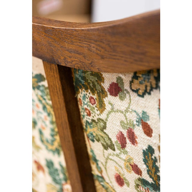 French Provincial 20th Century French Mutton Leg Walnut Sofa For Sale - Image 3 of 11