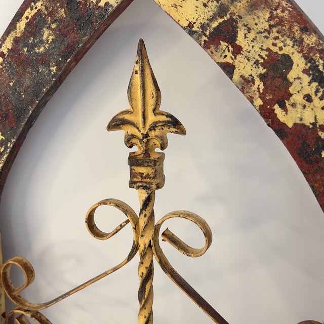 Rustic Farmhouse Gothic Style Arched Window Fleur-De-Lis Red Yellow Chipped Wood Hanging Wall Decor, Set of 2 For Sale - Image 12 of 14