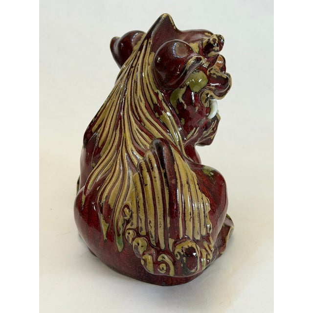1900 - 1909 Vintage Shiwan Pomegranate Red Foo Dog For Sale - Image 5 of 15