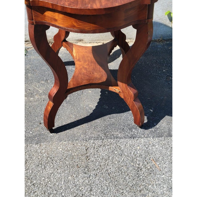 Traditional 19th Century American Empire Flame Mahogany Center Table. For Sale - Image 3 of 18