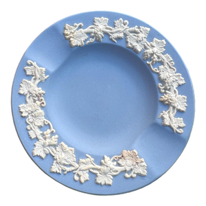 Wedgwood Blue Jasperware Grapevine Ashtray, England, 1954