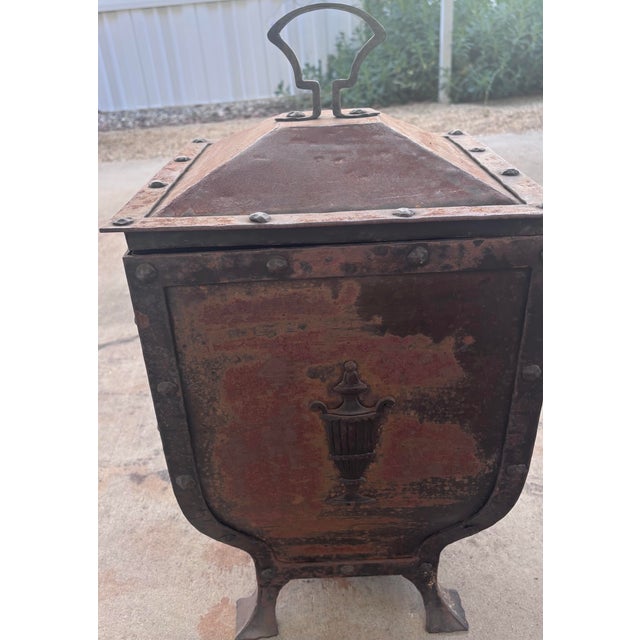 Farmhouse Antique Decorated & Riveted Tole Coal Hod for Fireplace. Includes Inner Bucket and Tongs. For Sale - Image 3 of 7