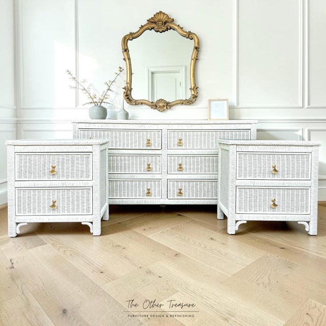 1980s Lexington Henry Link Wicker Coastal Bedroom Set | Dresser, Mirror & Nightstands For Sale - Image 14 of 14