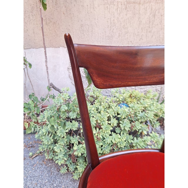 Osvaldo Borsani Chairs with Padded Seat in Brick-Colored Fabric and Tapered Legs by Osvaldo Borsani for ABV, 1940s, Set of 6 For Sale - Image 4 of 9