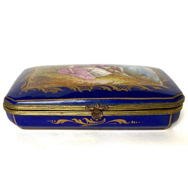 French 19th Century French Signed Sevres Style Hand Painted Parcel Gilt Porcelain Dresser Box For Sale - Image 3 of 12