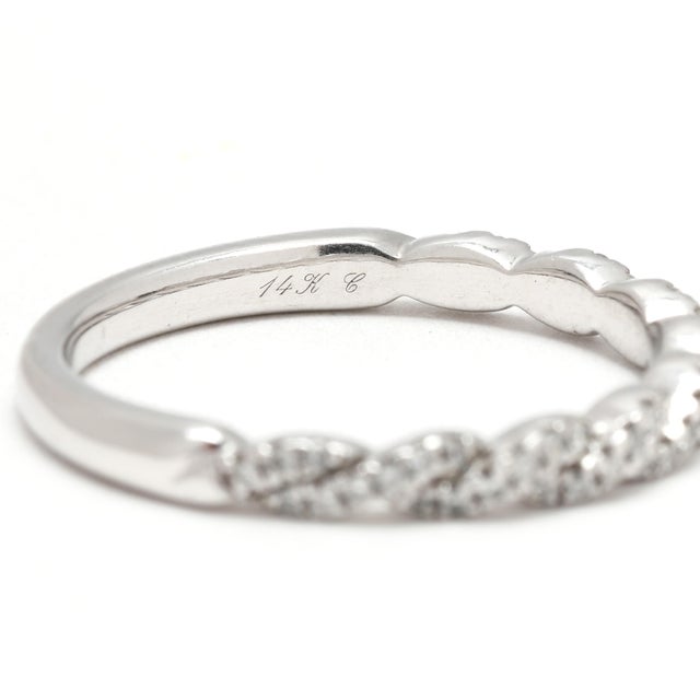 Neil Lane .25ctw Diamond Twisted Band Ring, 14k White Gold, Ring Size 6.75 For Sale In Greensboro - Image 6 of 7