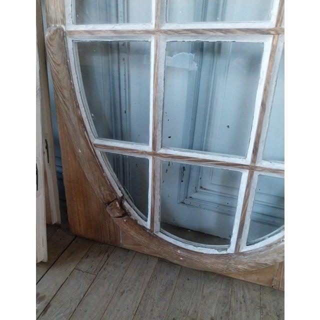 Antique Chestnut Bulls-Eye Windows, 1890s, Set of 3 For Sale - Image 11 of 14