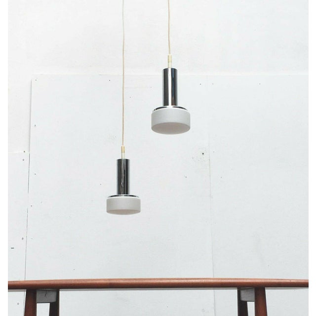 Mid-Century Space Age German Model P105 Glass and Chrome Pendant Lamps from Staff, 1960s, Set of 2 For Sale - Image 4 of 18