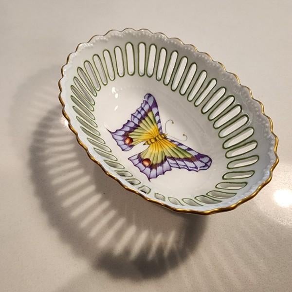 2003 Anna Weatherley Hand-Painted "Exotic Butterfly" Pierced Dish – Signed Bacsó Éva For Sale - Image 11 of 14