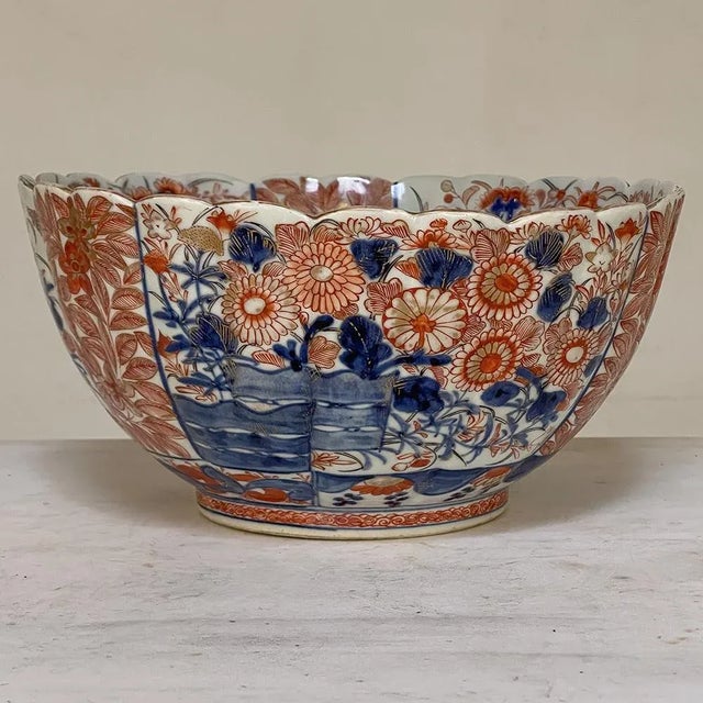 Late 19th Century 19th Century Imari Hand-Painted Serving Bowl For Sale - Image 5 of 13