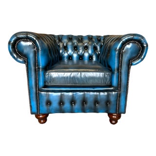Vintage Mid-Century English Leather Button Tufted Chesterfield Club Chair, Blue For Sale