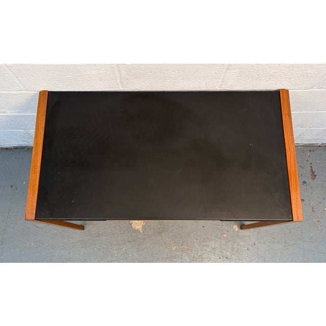 Late 20th Century Walnut and Leather "Risom" Desk by Design Within Reach For Sale In New York - Image 6 of 11