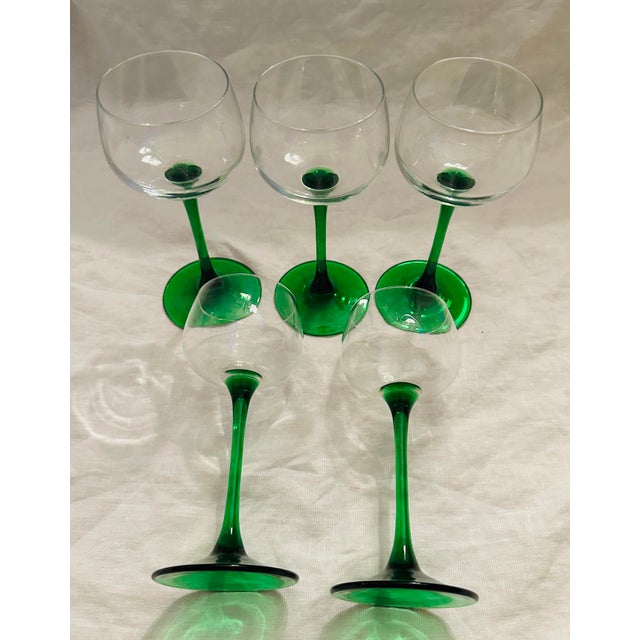 Contemporary Cristal d'Arques-Durand "Emerald" Set of 5 Wine Glasses For Sale - Image 3 of 6