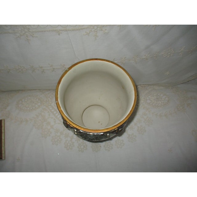 1980s Vintage Hollywood Regency Ornate Pearlize Faux Marble With Bronze & Silver Accents Wastebasket For Sale - Image 5 of 9