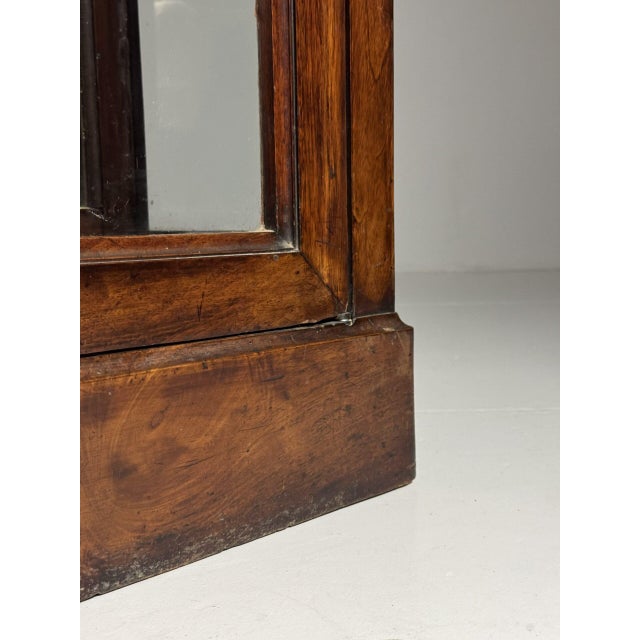 Mahogany Display Cabinets, 19th Century, Set of 2 For Sale - Image 17 of 18