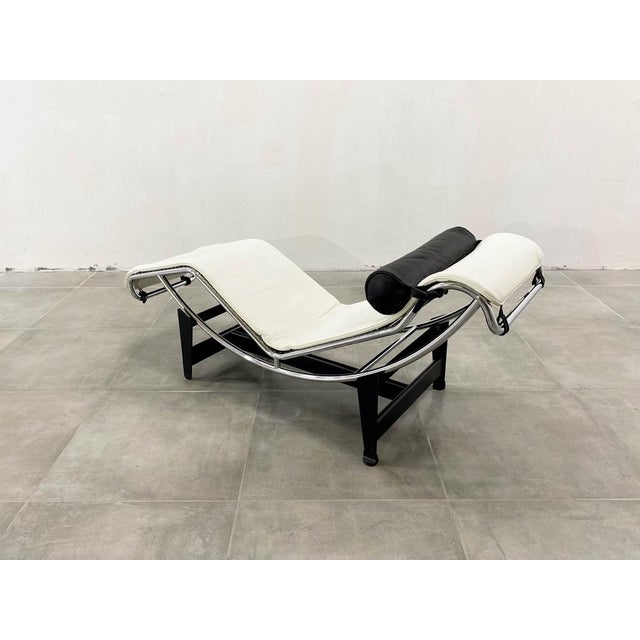 LC-4 Lounge Chair by Le Corbusier for Cassina For Sale - Image 13 of 18