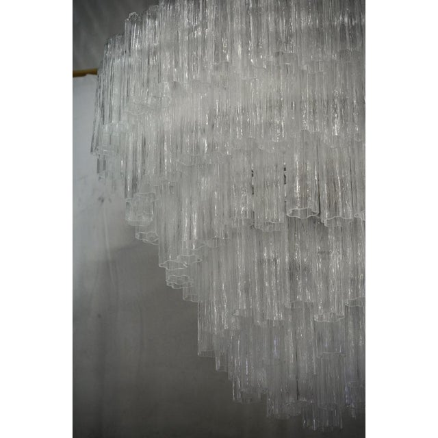 Extraordinary transparent color for this Murano chandelier, a light color with a unique transparency. its transparency...
