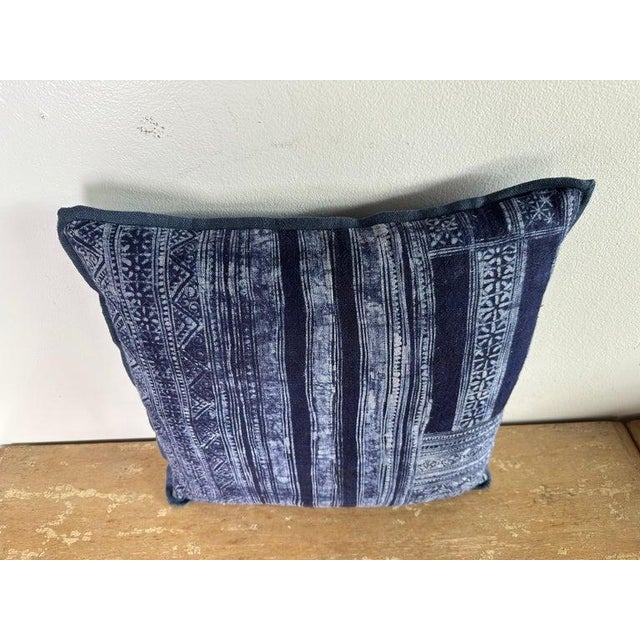Antique Indigo-Dyed Textile Pillow, Linen, Geometric Motifs, Usa For Sale In Los Angeles - Image 6 of 9