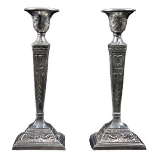 Early 20th Century Neo-Classical Adam Revival Silver-Plated Metal Candlesticks, Europe, Set of 2 For Sale