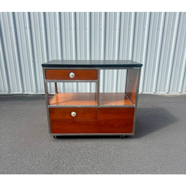 Raymond Loewy Vintage Mid-Century Medical Cabinet on Wheels by Raymond Loewy for Hill-Rom For Sale - Image 4 of 10