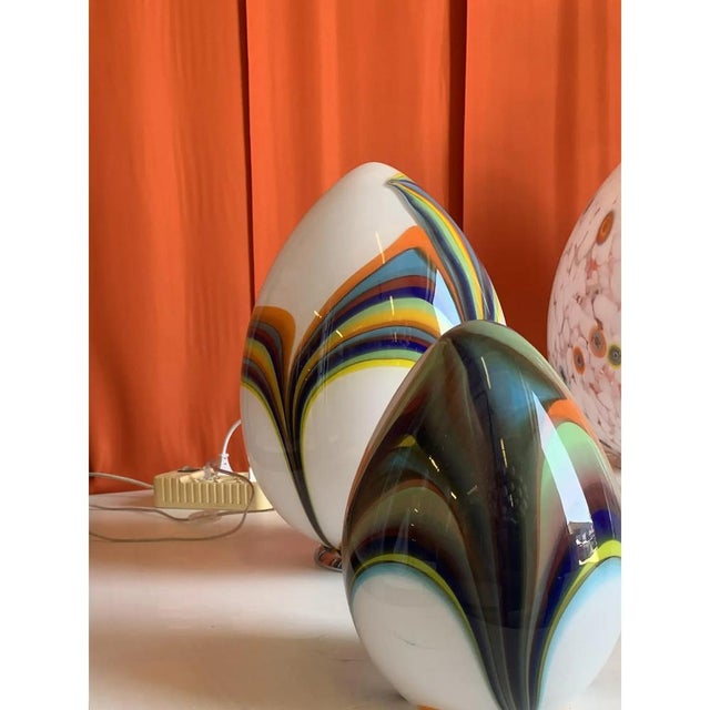 White Egg Table Lamps in Multicolored Glass from Simoeng, Set of 2 For Sale - Image 5 of 7