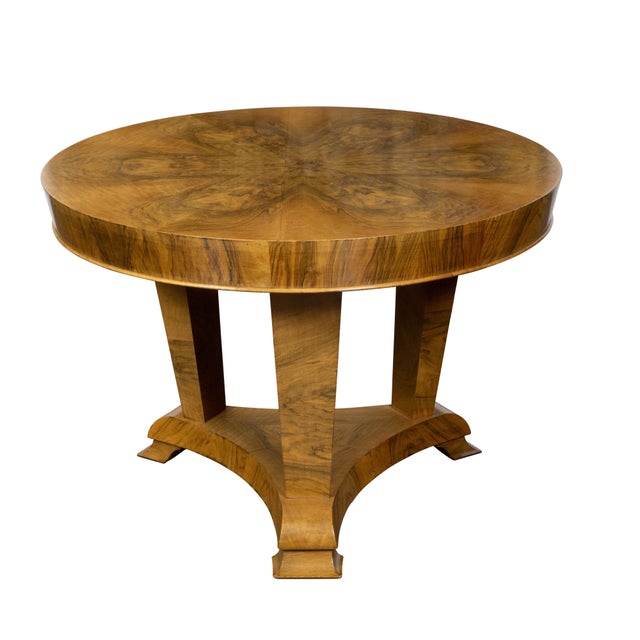 Wood Austrian Biedermeier Walnut 1840s Table with Butterfly Veneer and Tripod Base For Sale - Image 7 of 11