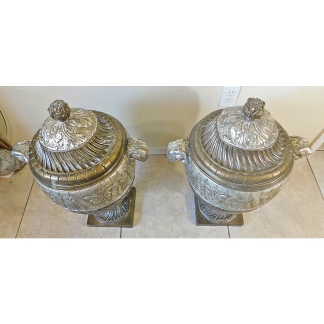 Late 20th Century Large Pair Vintage Outdoor Hilda Flack Gold & Silver Resin Ram's Head Statue Urns For Sale - Image 5 of 12