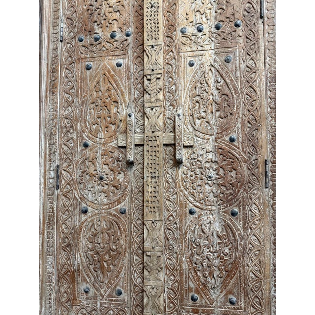 Mid-Century Modern Antique Indian Hand-Carved Double Doors – Rustic Farmhouse Teak Wood Architectural Salvage For Sale - Image 3 of 7