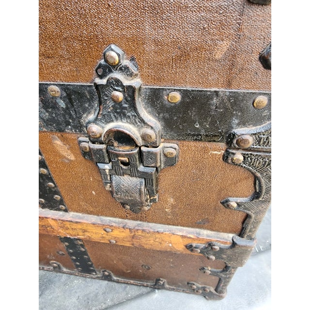 Early 20th Century C a Taylor Trunk Chicago Civic Opera For Sale - Image 4 of 11