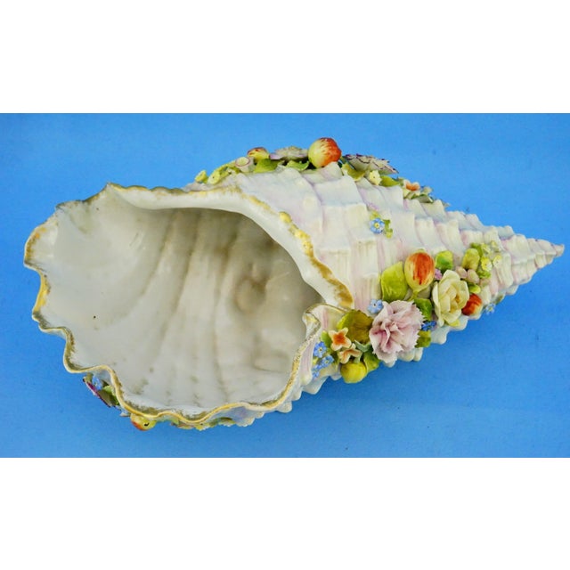 Antique Shell-Shaped Porcelain Centrepiece from C.G Schierholz & Sohn Manufactory of Plaue, Germany, 1800s For Sale - Image 12 of 18