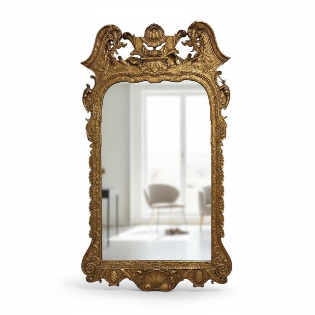Mid-Century Georgian Style Giltwood Wall Mirror W/ Shell Crest Att. To LaBarge For Sale In Atlanta - Image 6 of 7