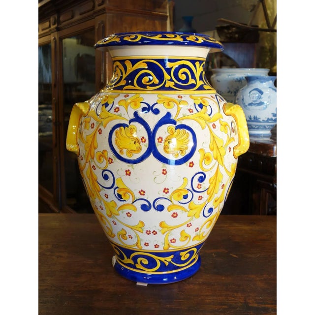 Contemporary Contemporary Antique Italian Reproduction Deruta Hand Painted Majolica Orci Vase For Sale - Image 3 of 9