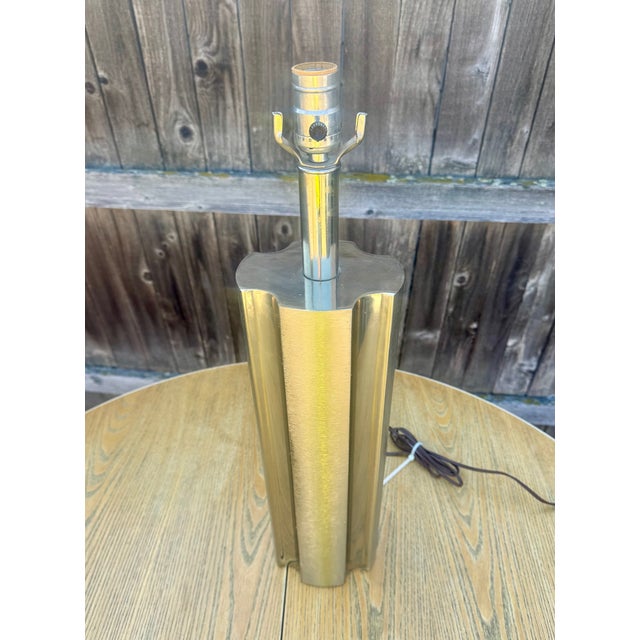 Vintage polished and brushed modernist chrome table lamp by Laurel Lamp Mfg of Newark. 26 inches high to top of socket....