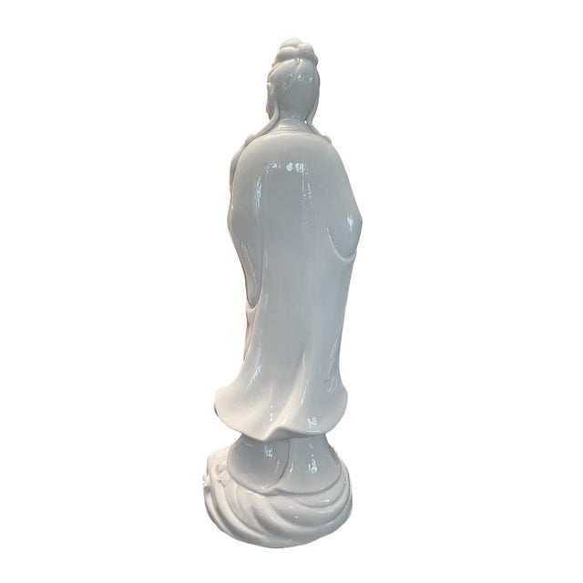 Mid 20th Century Chinese Blanc De Chine Guanyin For Sale - Image 5 of 6
